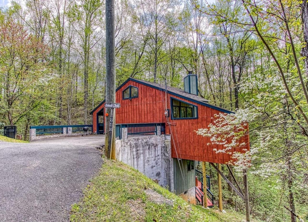 Peace, Serenity & Relaxation In The Smokies! แกตลิงเบิร์ก ภายนอก รูปภาพ